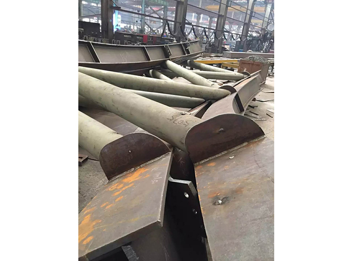 H型鋼梁、格構(gòu)柱